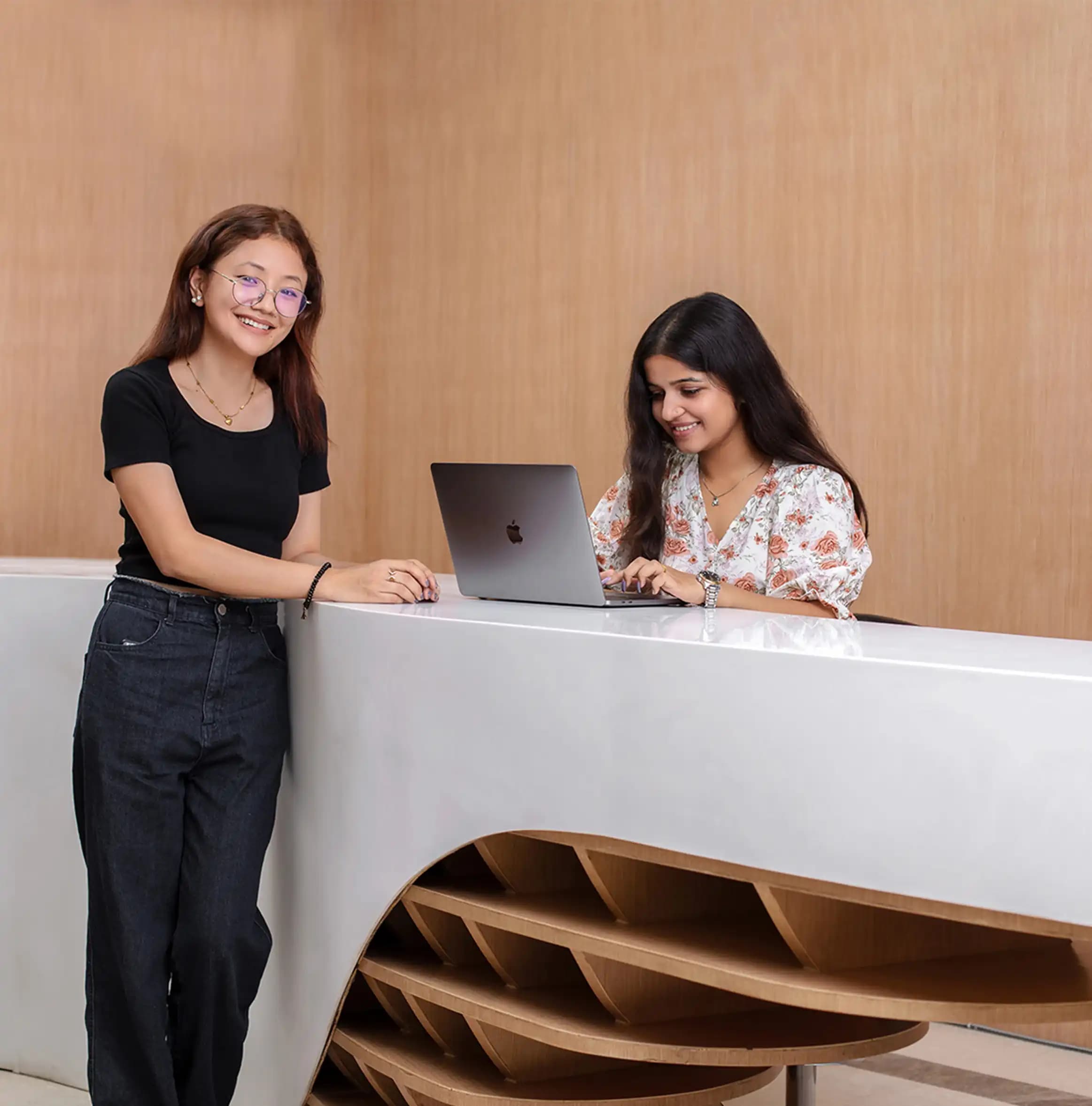 Reception & Help Desk